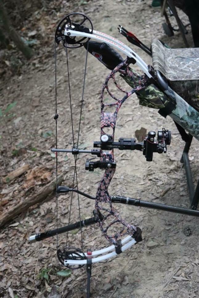 BenPearsonUK's tweet photo. How awesome is this @BPearsonArchery 🇺🇸 Riser?👌 #America #GoingGlobal https://t.co/Bt8CyxHEwl
