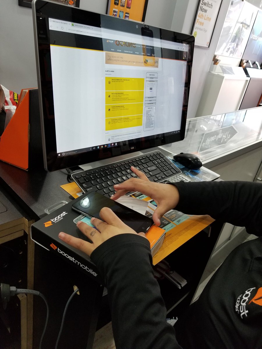 BArias1983's tweet photo. Good bye simple mobile, too simple. Welcome to #BoostMobile #FlipOffTaxes @Boostmobilejm @SPG_NYC @JonHorovitz1 https://t.co/CAAod0rx1L
