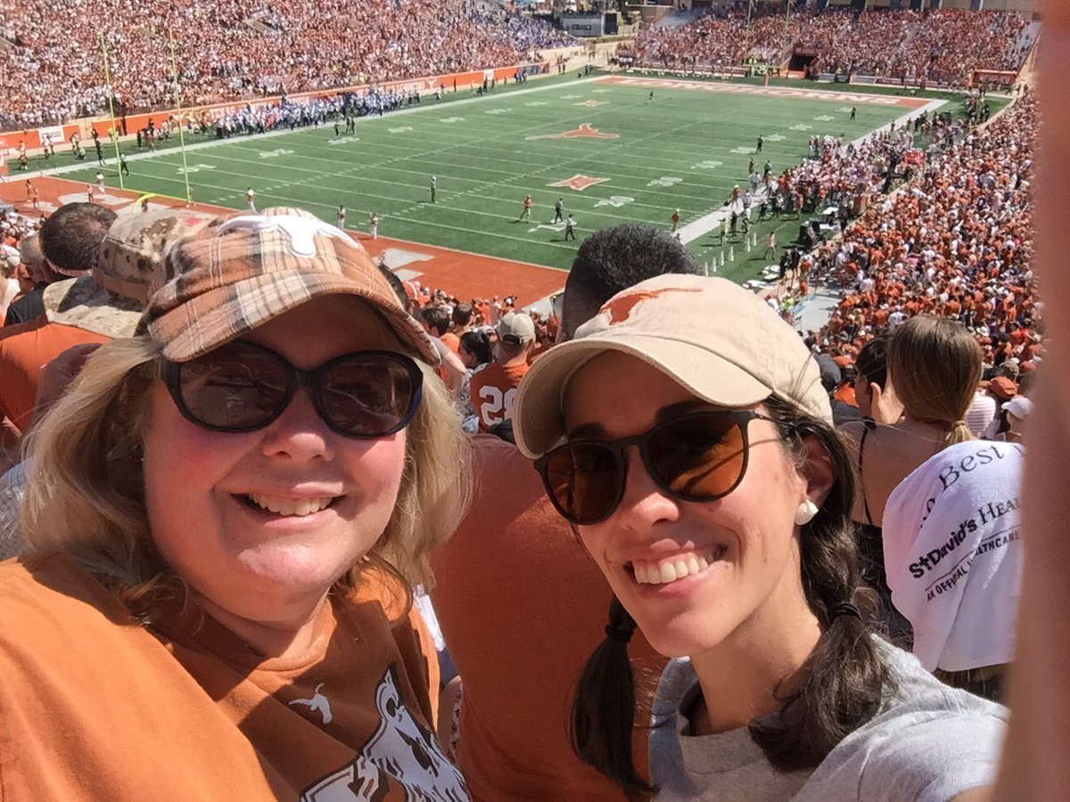 JolliffKathy's tweet photo. Happy birthday Madison!!!  #hookemhorns https://t.co/N9JNGVQsOU