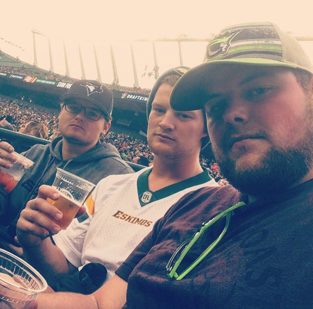 NDFraser43's tweet photo. @EdmontonEsks #AllBusiness getting the W against Calgary. https://t.co/MjF6eXKzGn