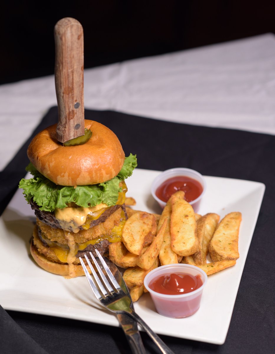 Firestation_one's tweet photo. Monday: ½ off burger all day; dine-in only

Tuesday: 2nd entrée ½ off

Saturday &amp; Sunday: brunch 11am-3pm https://t.co/DPYJKyIQYy