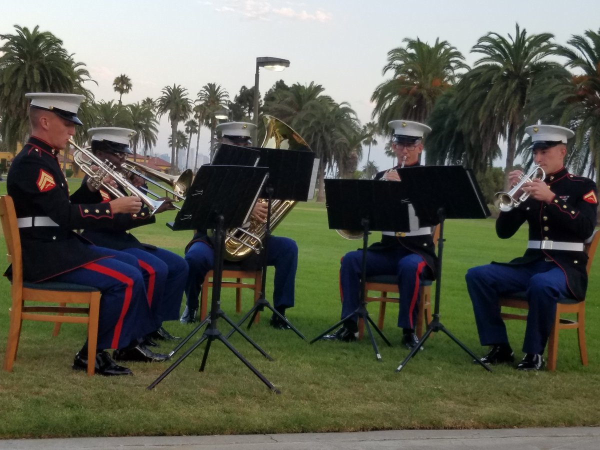 just4jax72's tweet photo. Front row at MCRD for performance by #3rdMAWband...amazing! So blessed! https://t.co/81KPVC2miE
