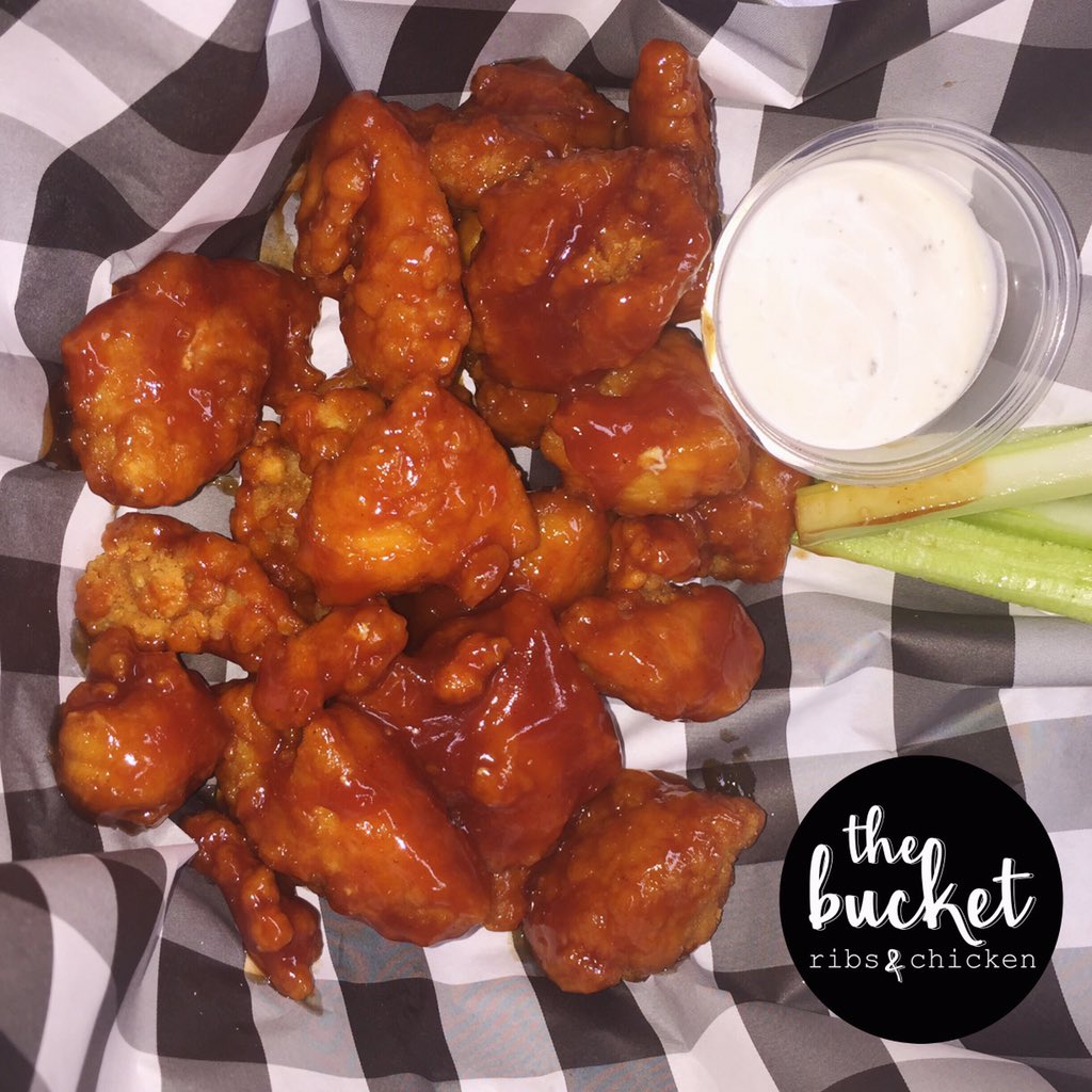 TheBucketRC's tweet photo. Boneless más deliciosos, ¡NO HAY! 🤤 #CDMX #Boneless #Satélite #MercadoLocal https://t.co/c5fsWSyukp