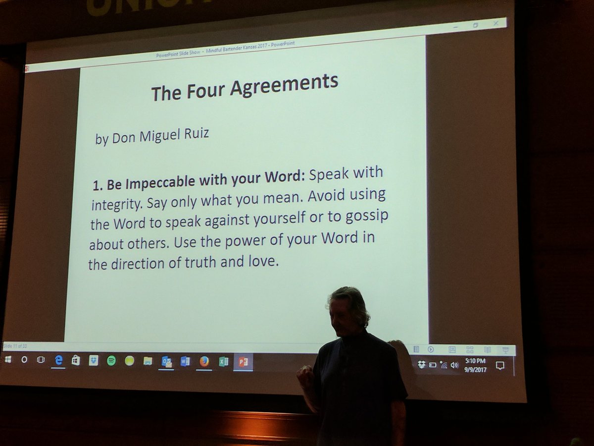 MacCocktail's tweet photo. Gary Regan (@GazRegan) covering the Four Agreements...
#PoPFest2017 #PoPFest @PoPFestKC https://t.co/w3ZXLiKKBr
