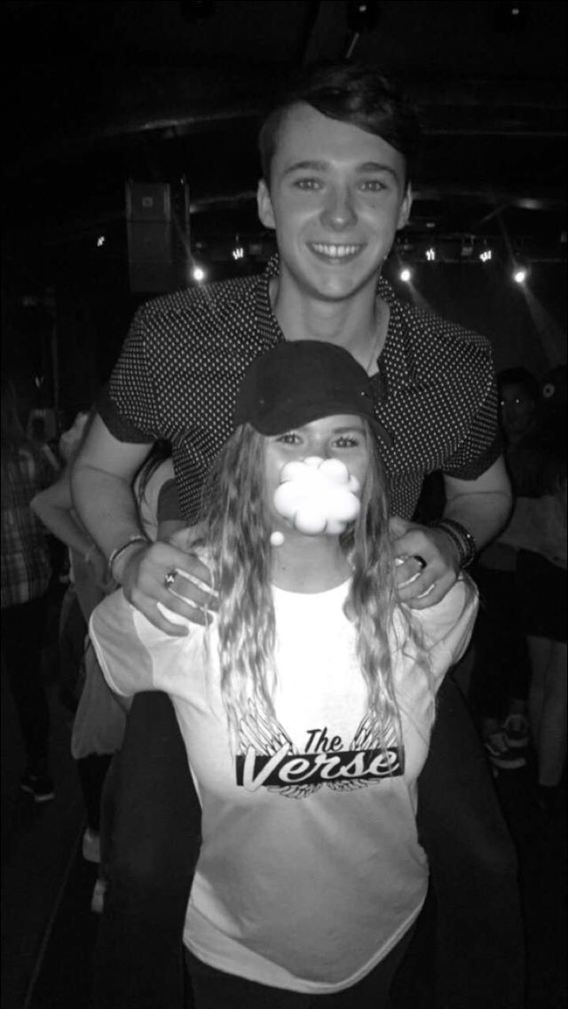 amyfletch71's tweet photo. @JACKtheverse today was amazing seeing u my heat melts hearing ur voice ur actually amazing and never stop being who u r can't wait till 18 https://t.co/PF7RCpZeeI