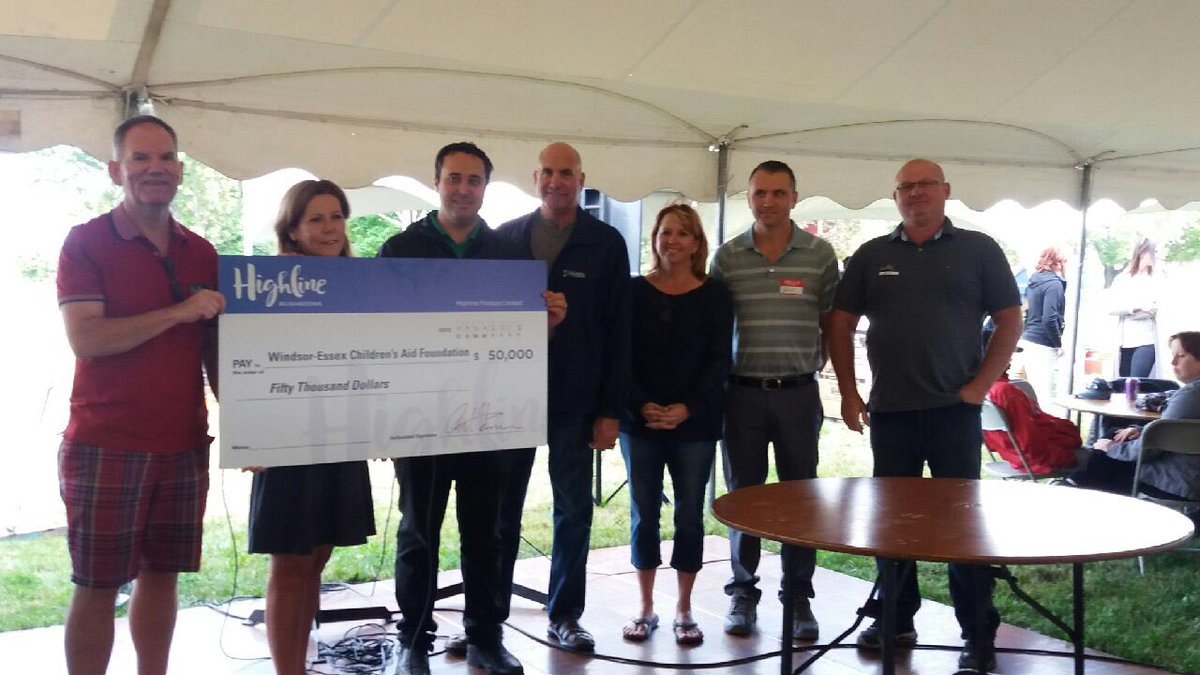 highlinemushrms's tweet photo. Our annual family picnic is in full swing and this year we have an annoucement. We're thrilled to support #wecaf with a $50,000 donation. https://t.co/7J3bMZHAJT