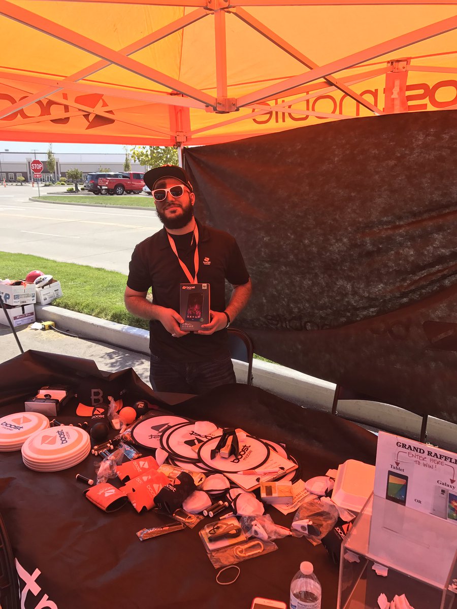UtqiYosri's tweet photo. @noreen_spg @spg_benordaz @KarlaOre17 Saint Louis #WorldOfCommunications!! https://t.co/jZB8UeIlCv