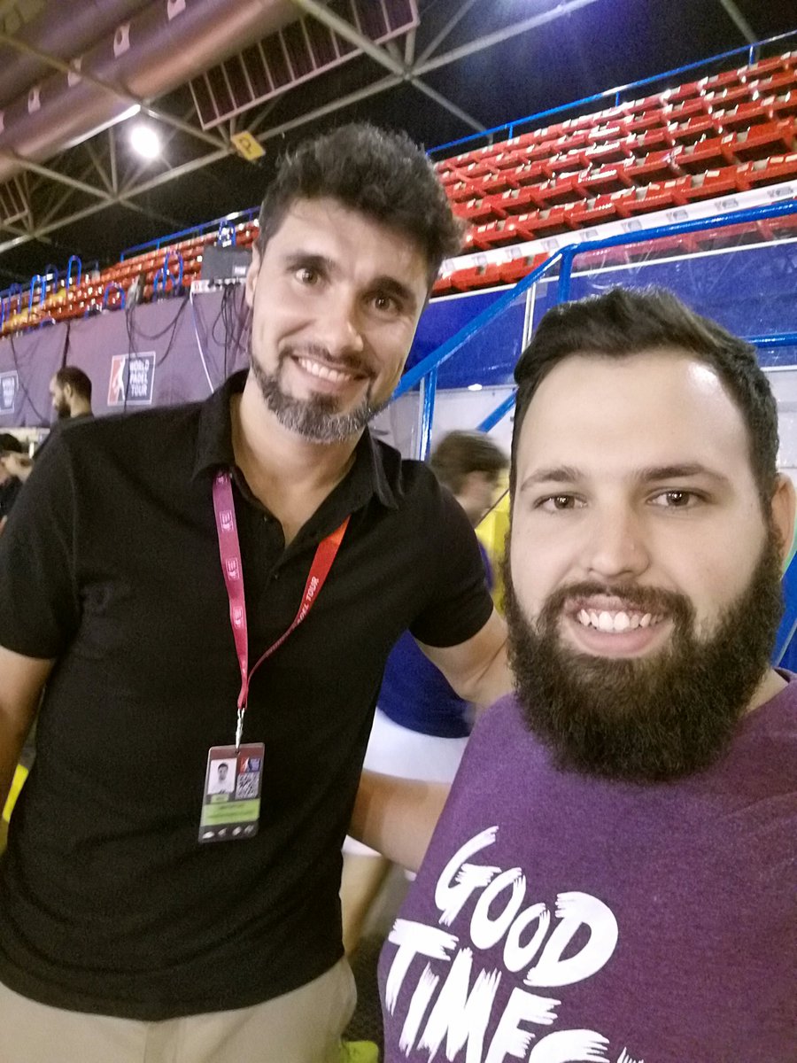 JoseAndresST's tweet photo. Con el gran @GOMEZSILINGO al que deseo una pronta recuperacion y verlo en la pista! https://t.co/jbqRXTBU9T