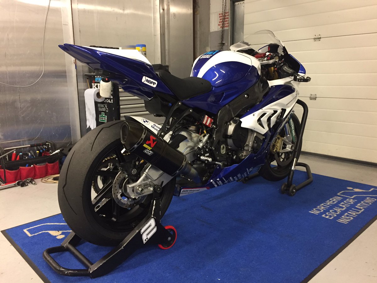 NEIRACINGBSB's tweet photo. We love a mint bike !! All ready to race !! @OfficialBSB @SilverstoneUK 👍🏻🏁🏁🏁👍🏻 https://t.co/6jmzxhlWK8