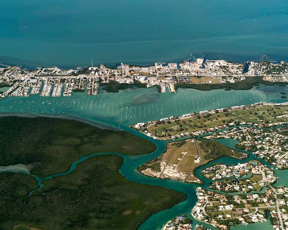 2MonkeysTravel's tweet photo. this is #BootKey Harbor Marina in #Marathon, #FloridaKeys where our #sailboat is located. Just before #HurricaneIrma #Irma.. https://t.co/Gz58YU6sjz