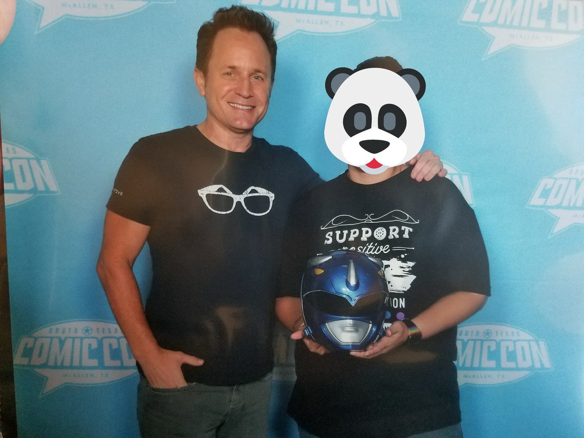 rubyavela's tweet photo. boo, You can't even see my #SupportLGBTee 

P.s. I'm a soft Panda irl ... https://t.co/ZJGOHqlMiN