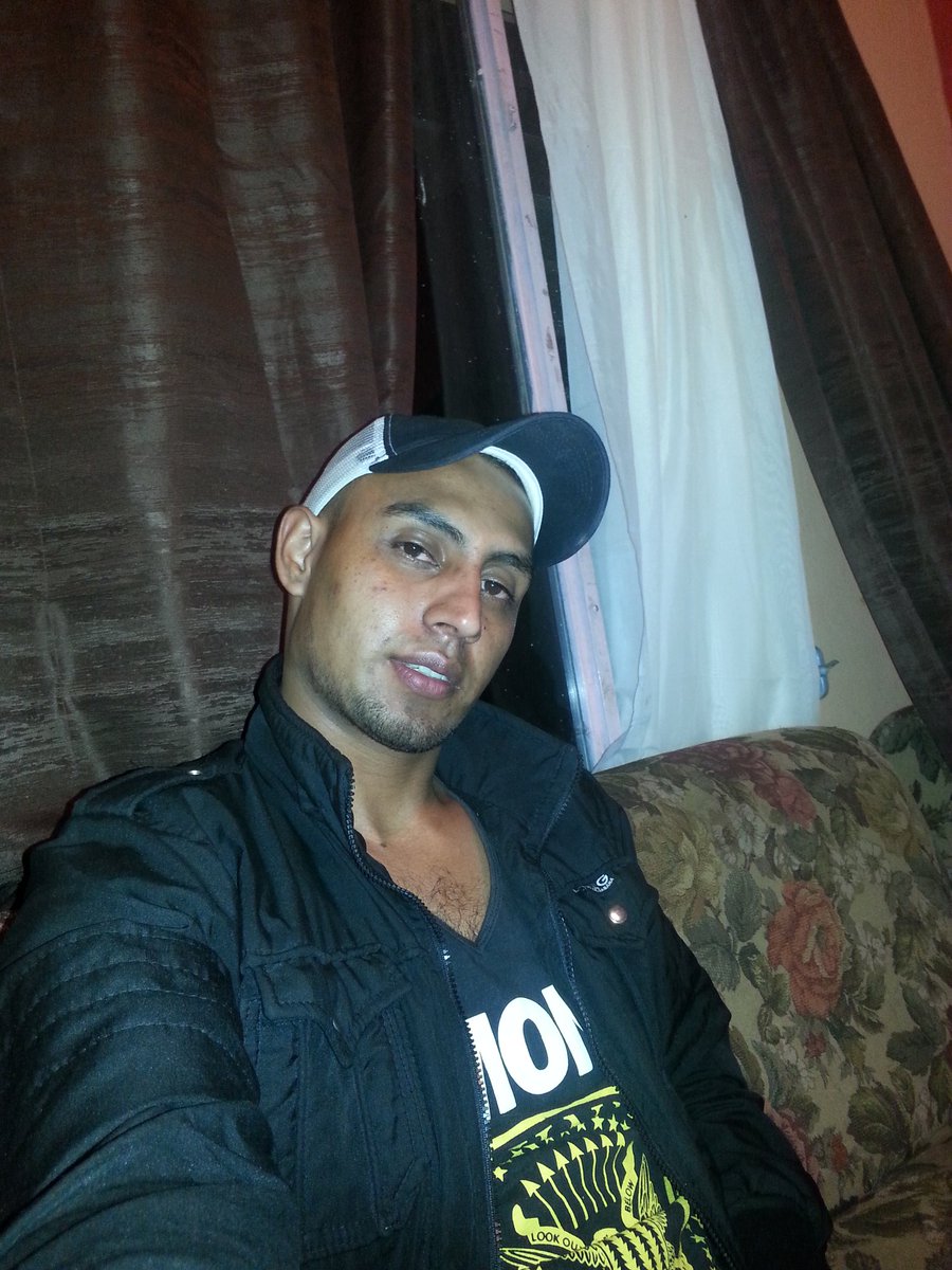 montez_armando's tweet photo. Y https://t.co/KGbvLklQfL