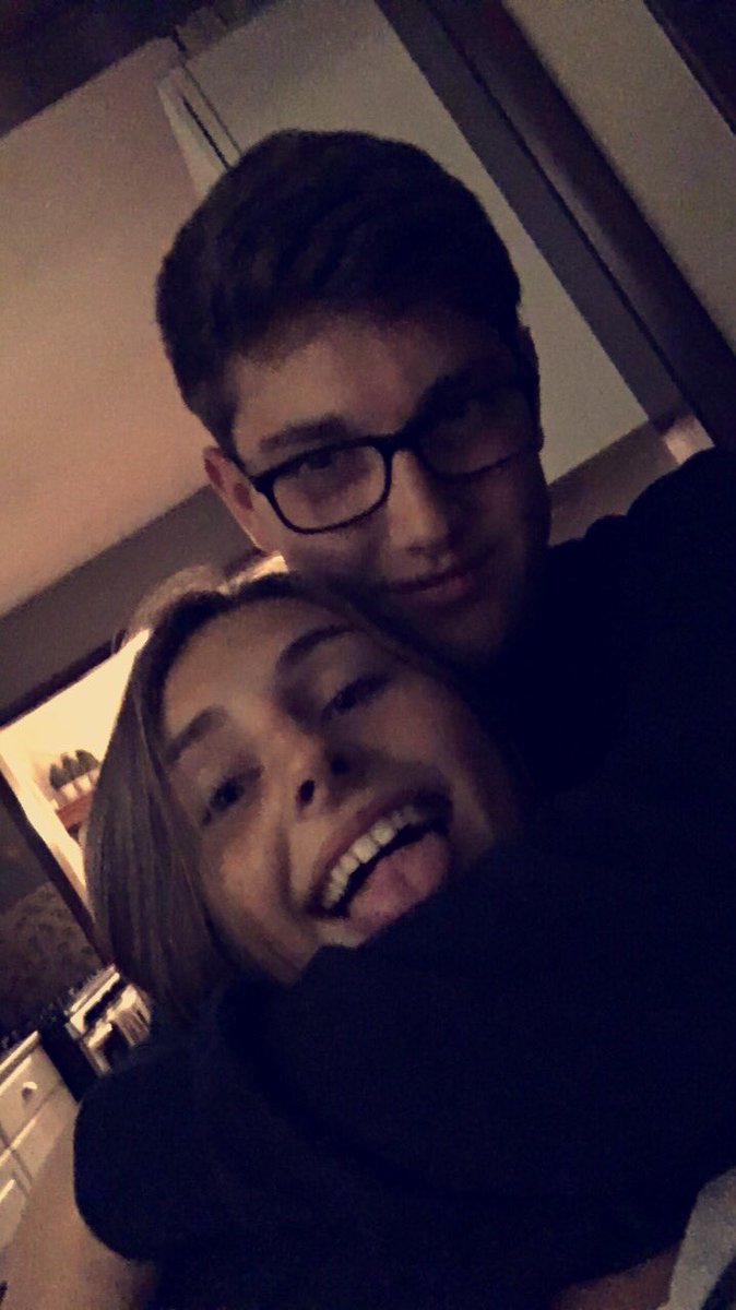 abbischillinger's tweet photo. happy 16th bday drew!! hope your day was great!!! luv ya💗🎉🎊🎁 #drewy #losers #seventhgradelovers @drewsisson4 https://t.co/rMNWOEUaWW