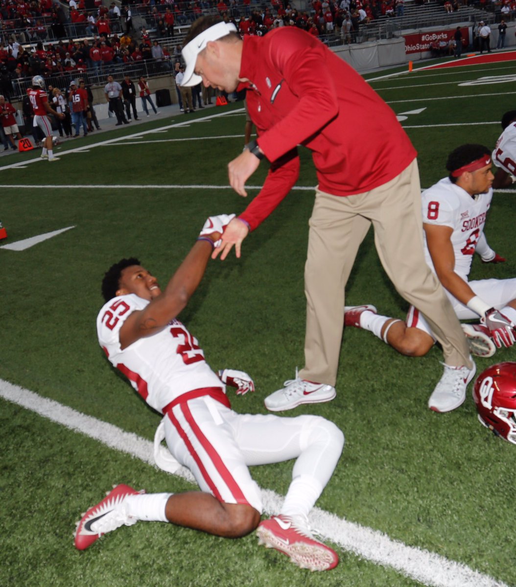 OU_Football's tweet photo. It's about that time. #BeatOhioState https://t.co/jNq0rVhDr3