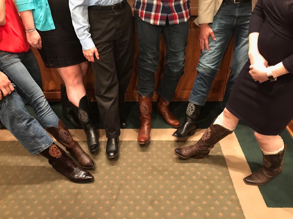 JeffBoydTX's tweet photo. Which means, of course, we had a room full of #JSBBoots!  @Lucchese1883  @AllensBoots https://t.co/tWkfx8nsff