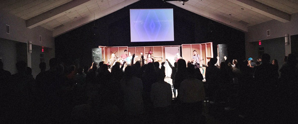 SummitFBBC's tweet image. Such a good night worshipping.
He is WORTHY! #Summit2k17