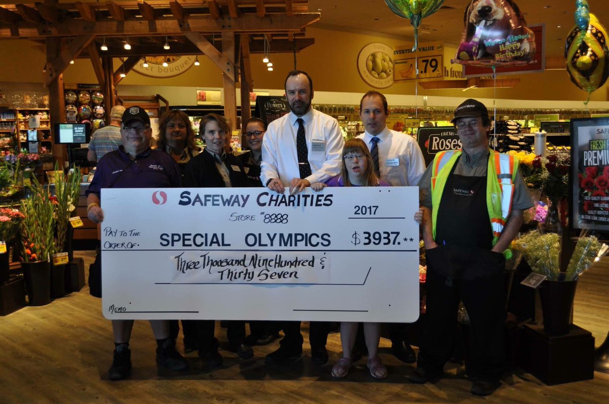 SpecialOGP's tweet photo. South side Safeway, you rock! Thanks for the donation https://t.co/OhNvk8Jxhw