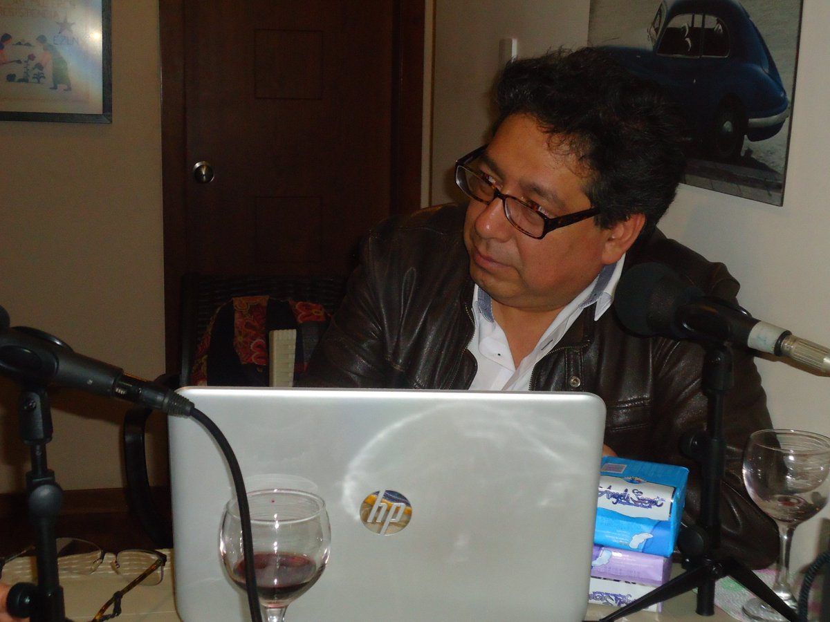 MujeresContando's tweet photo. #QuijotesNegros "fue una experiencia muy fuerte" . @rosenpannie en @B612LaCantera con @alexisponceB612 aquí https://t.co/plcE1KnqQs https://t.co/SjsRPSNFV3