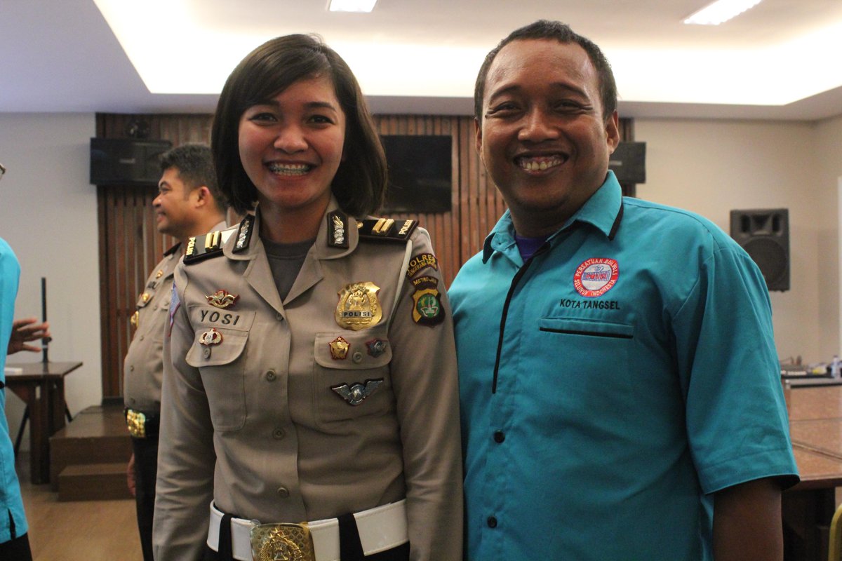 Gambar Siap Komandan - Moa Gambar