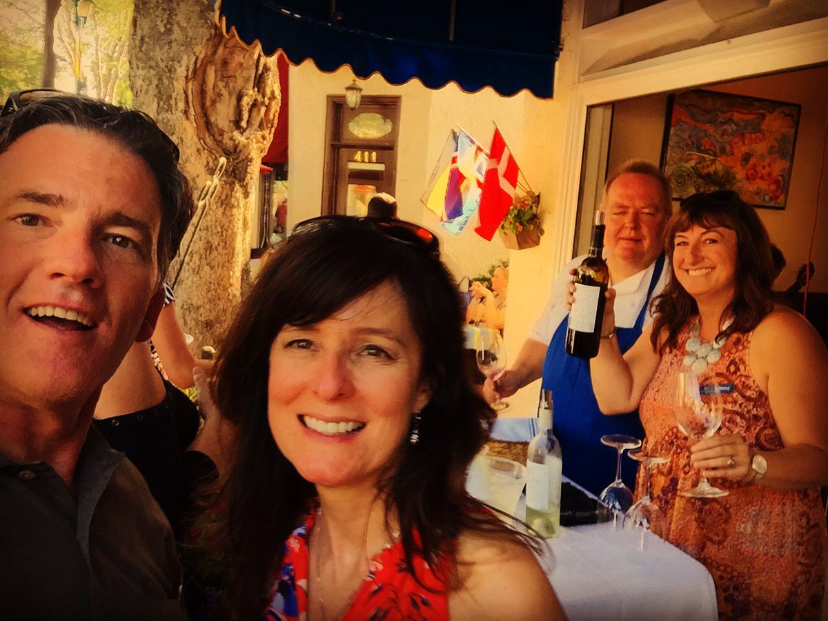 BrockRoby's tweet photo. Thank you Nonni's Bistro & Nottingham Cellars @NotCel for serving good stuff at @PleasantonDT #forkful https://t.co/RwDM0ulNcy