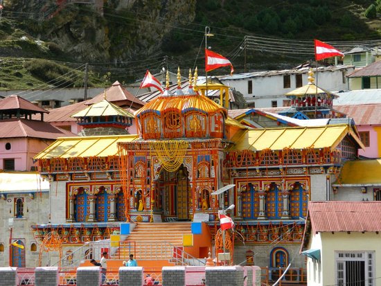 Fortunately unlike neighboring Kashmir, Saffron flag is still fluttering & bells are still ringing in these ancient temple of Himalayas.
