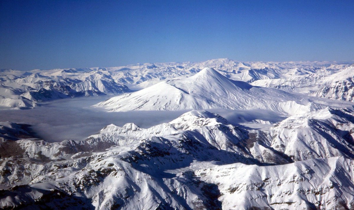 ftoloza's tweet image. #ColoresDeChile
Entorno Cordillerano
Volcán Antuco 2979 msnn.
Comuna Antuco, Prov. de Biobío
#ttot #travelvlogger #TravelBlogger #TravelExpert #travel