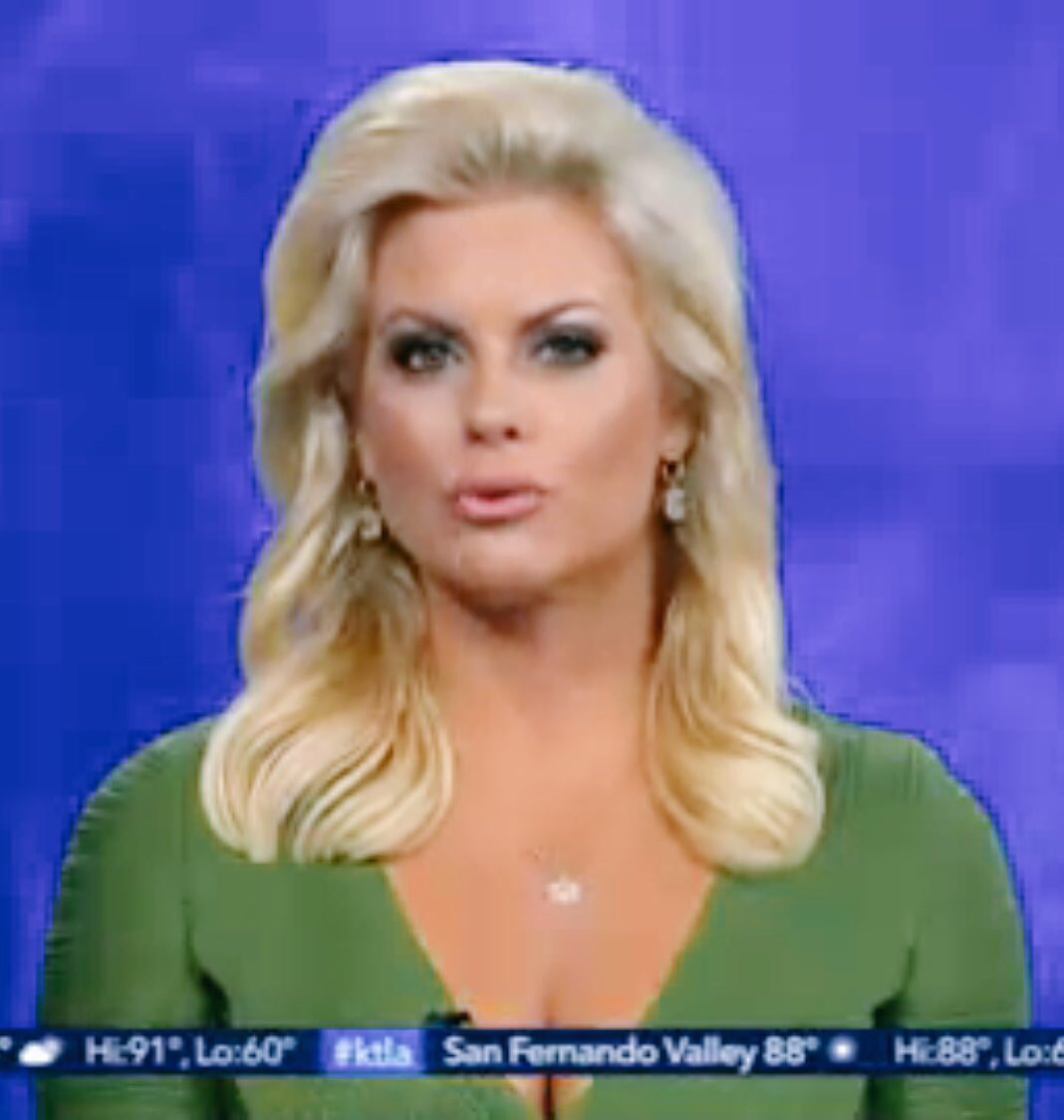 justadude2012's tweet photo. Good news @courtneyfriel back on @KTLA it's Saturday Night and I'm watching SexyLegs NewsBabe MiniskirtBabe Courtney Friel #FrielGood 💃🏼❤️😍😘 https://t.co/e1CmNrhU5z