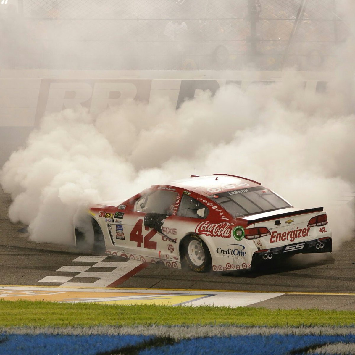 dwrekz731's tweet photo. @KyleLarsonRacin's 4th win of the year, 5th of his career! 
Congratulations!

#TeamLarson #NewProfilePic https://t.co/odAi9Je8tq