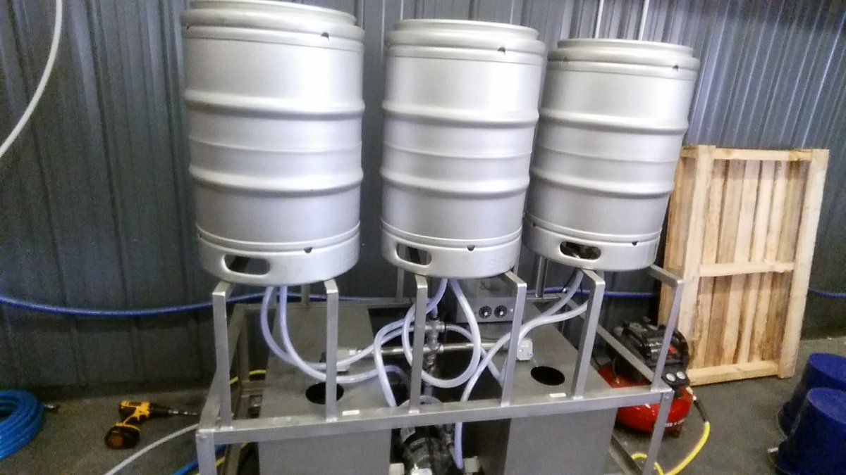 Akademia Brewing Fan tweet media