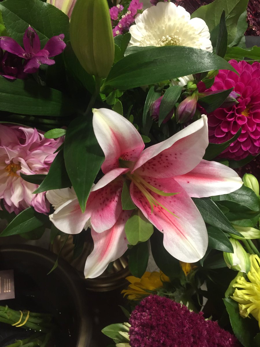 Bespoke Blossoms tweet media