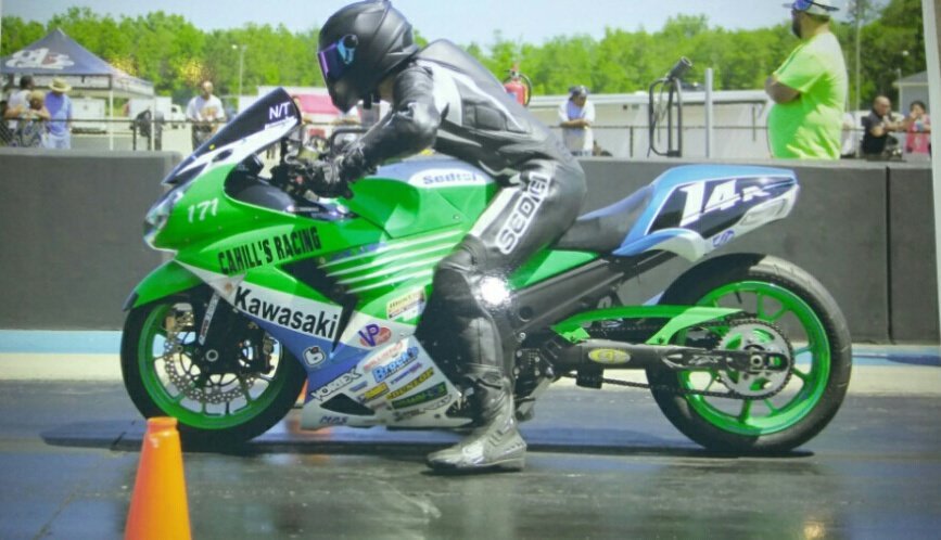 TewTray_71's tweet photo. @Cahillsmoto #callout race Middle Georgia Motorsports park @zx14_ridaz @Dragbikecom @KingsofGrudge @KawasakiUSA #bikelife #dragillistrated https://t.co/pRy36WHBem