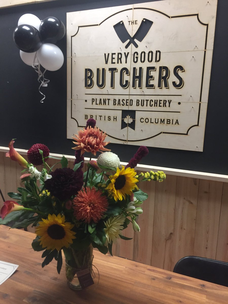 Bespoke Blossoms tweet media