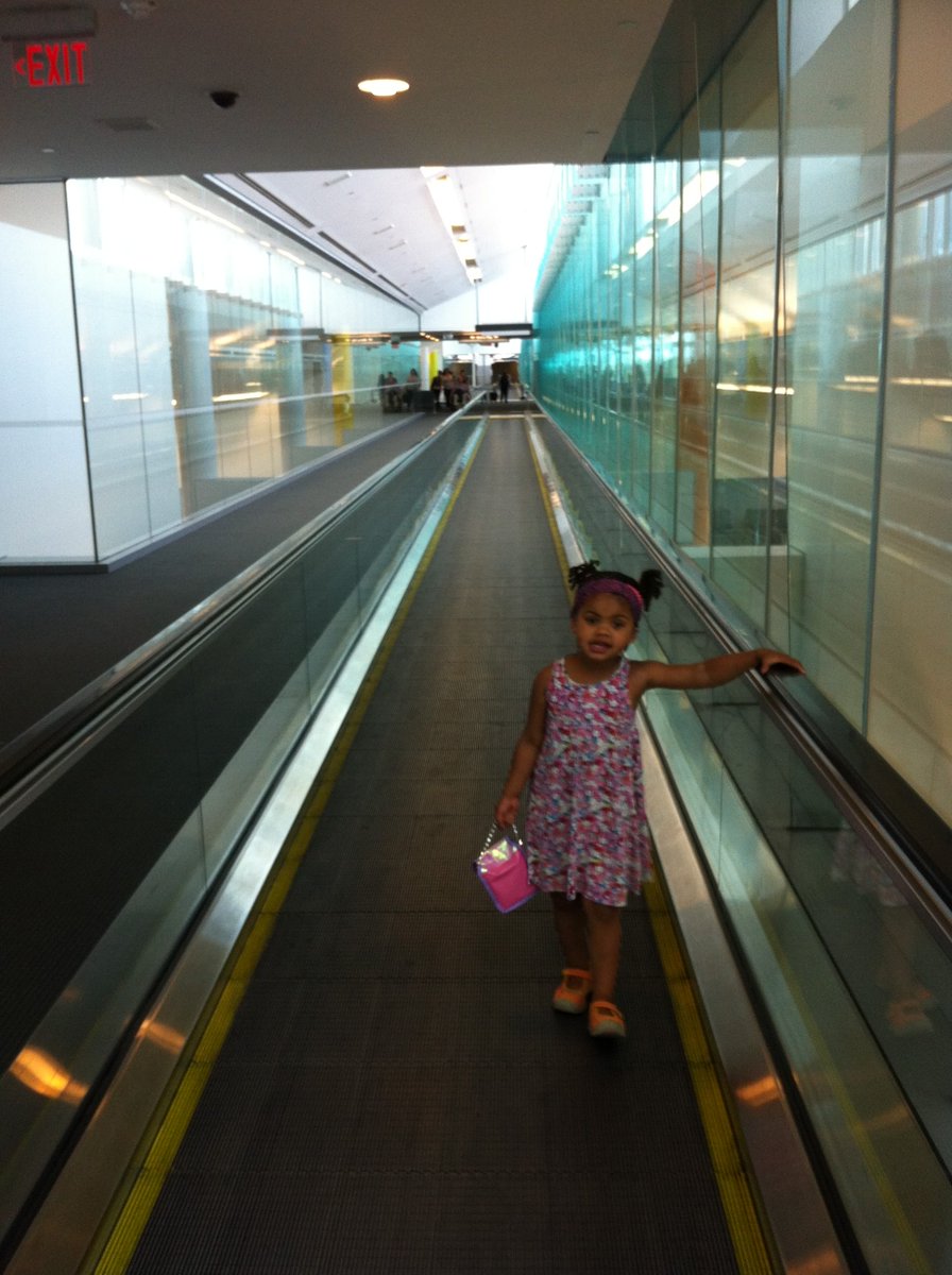 JoynerChloe's tweet photo. Heading to LA for auditory habilitation 4 yrs ago. Where will our search for an Usher cure take us? #destinationushercure @UsherKids #USHEQX https://t.co/bgRwxATAhh