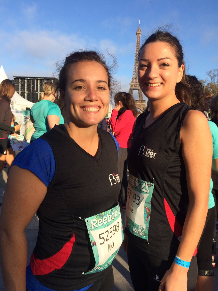 FromontBriens's tweet image. La Team Fromont Briens à #LaParisienne2017 
#Avocats et clientes du cabinet pour partager ensemble #LP2017 #course #running #lawyers #Paris