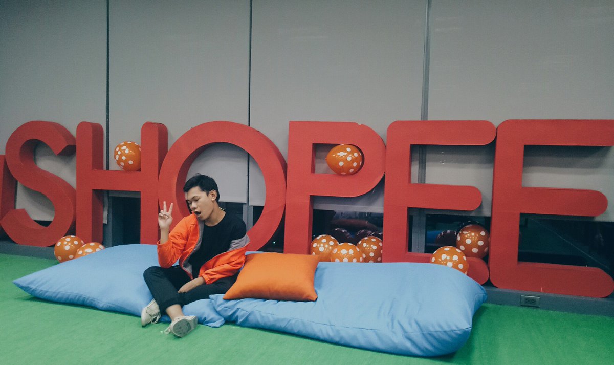 KNTTGira's tweet image. #LifeatShopee