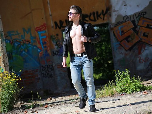 #Gaymuscle #gaycam Robby Shaw Eye-Candy at https://t.co/zDbZsDyOz5! https://t.co/CO08LOWvuI