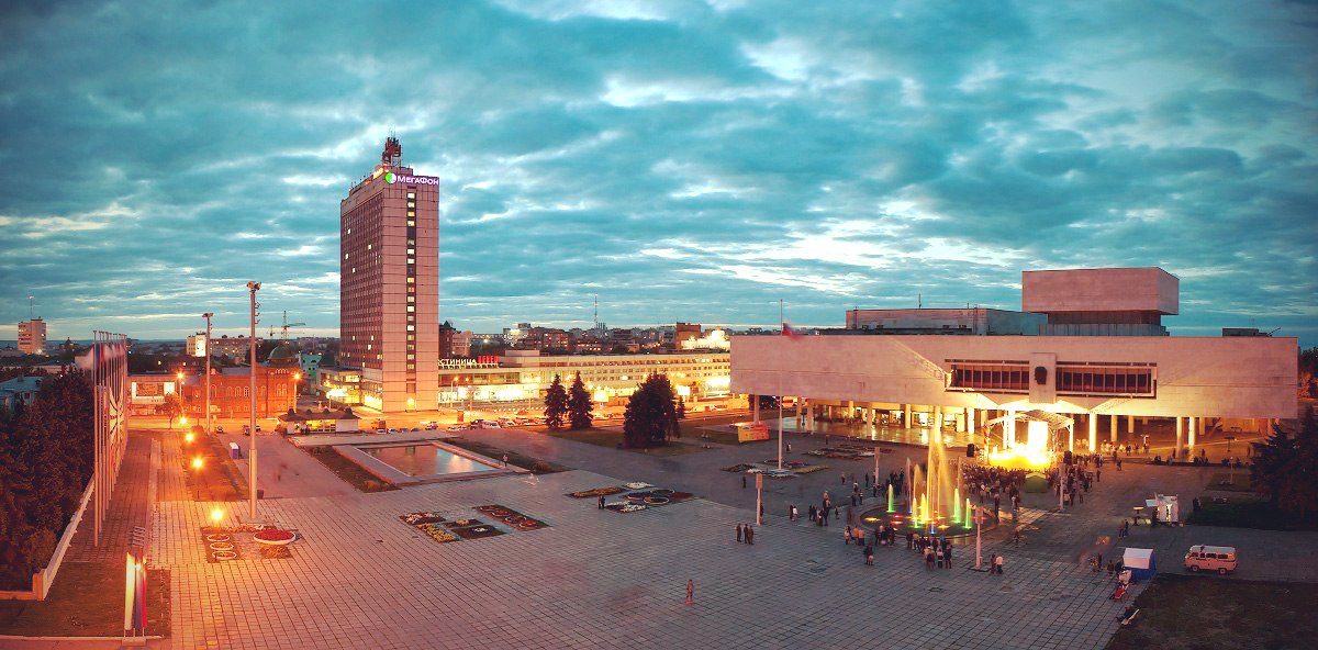 C Днём города!