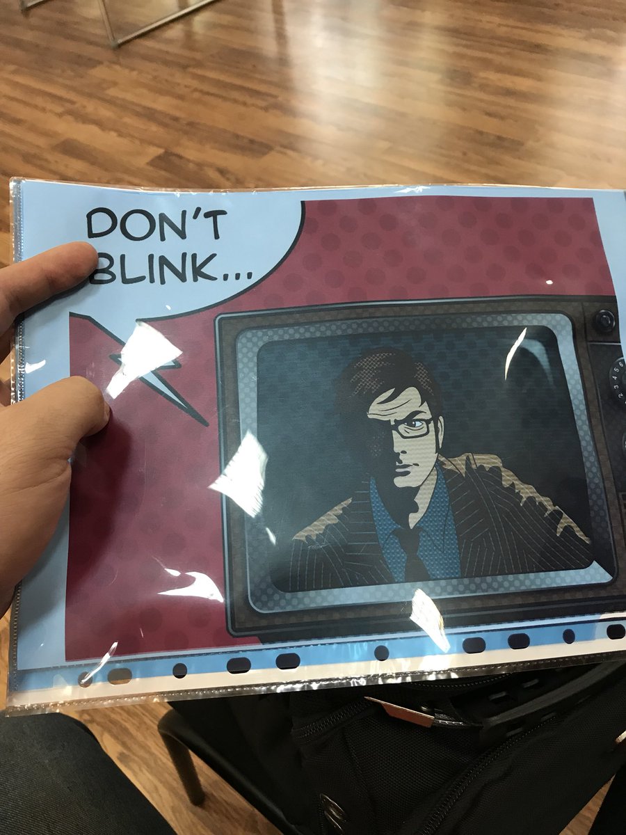 stuffy_den's tweet image. Сижу на участке, привезли мне листы для подсчета. Залез в рюкзак, а там такое.