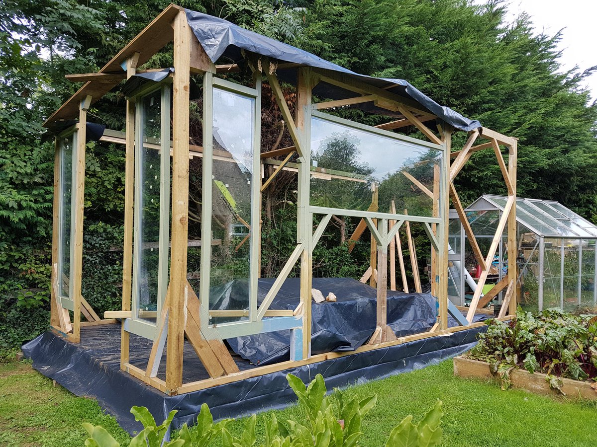 RachelBergerInt's tweet photo. My new workshop is under construction. Very excited. #workshops #studio #newworkspace https://t.co/vY3Yq0UTt5