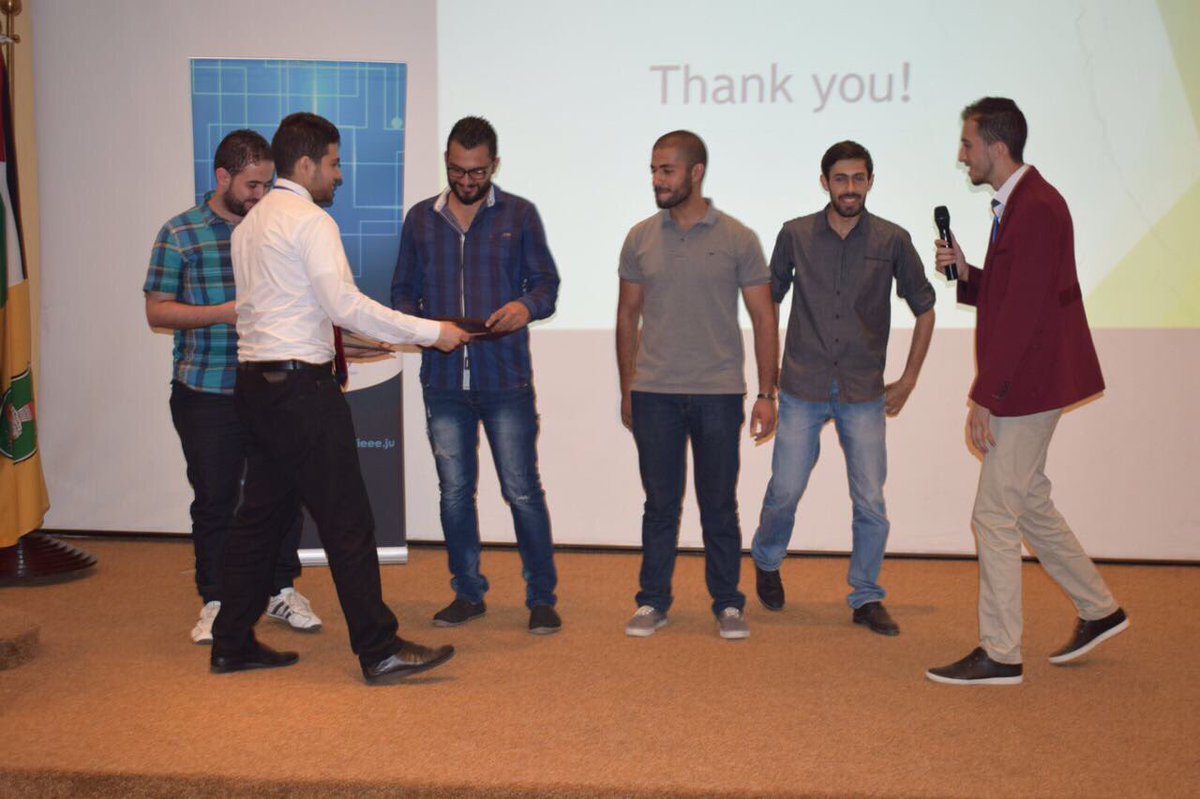 ieeerasju's tweet photo. تكريم لل committees القديم ✨
#RAStech2
#ieeerasju https://t.co/Pv67xJupkb