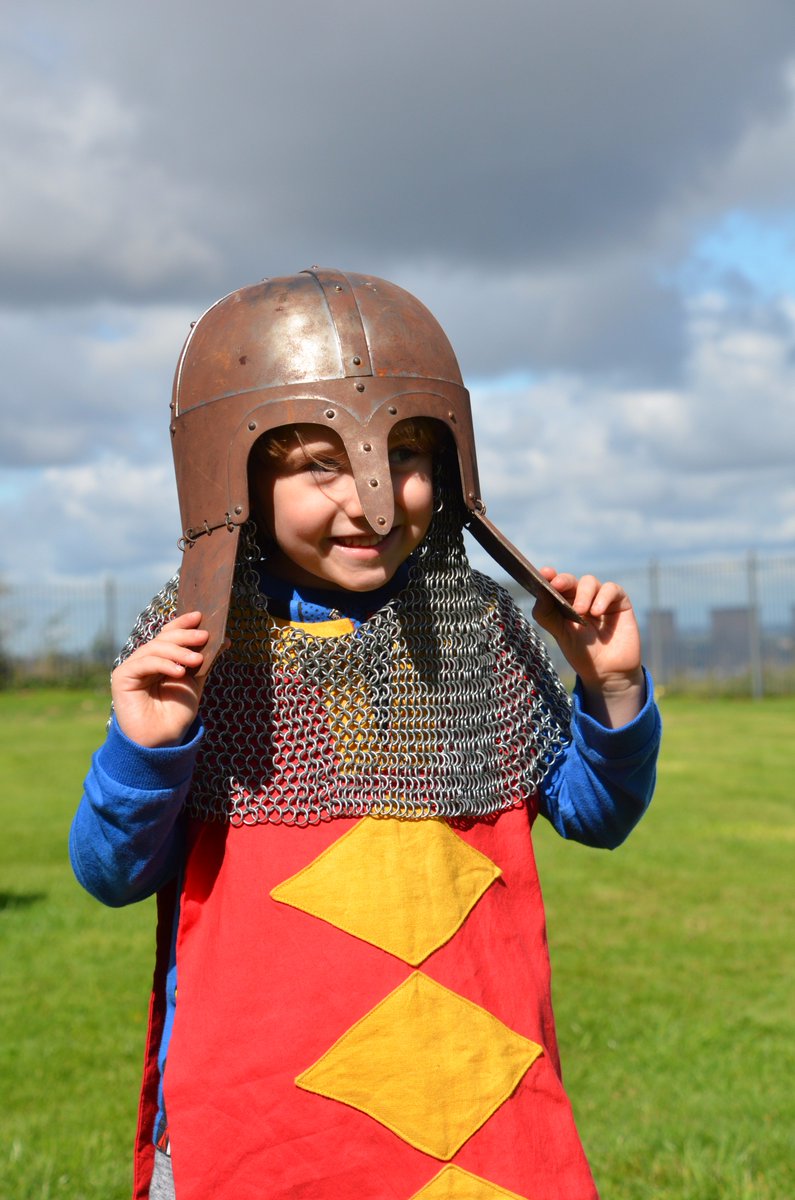 NortonPriory's tweet photo. Norton Priory Museum &amp; Gardens FREE ENTRY TODAY! Free buses to Halton Castle and birds of prey from @valeroyalfalcon #heritageopendays https://t.co/BxOTU721Jc