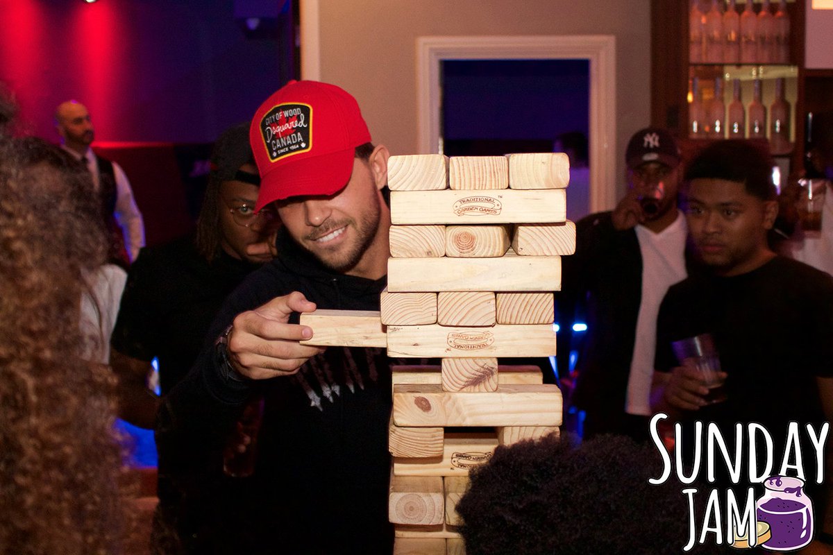 _lukejeremy's tweet image. It’s That Time Again 🤗 @SundayJam_ 🏓⚽️🍹🍕🎧🎮 #SameBeats #SameVibes #DifferentVenue 💃🏽 Last Few Tables Remain ✅ FREE Prosecco &amp;amp; Pizza b4 6:30⚠️