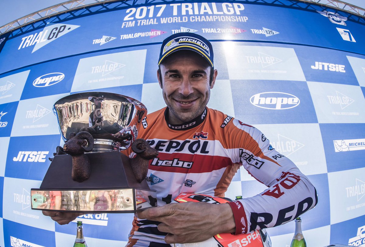 HeboFactory's tweet image. 🔴Histórico. #ToniBou suma su undécimo título mundial de #Trial al aire libre tras lograr la segunda posición en el #CzechGP 🏆 #HeboRiders