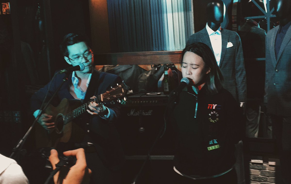 salamatsophie's tweet photo. Saan po ako makakahanap ng isang Jensen Gomez na titingin sakin na parang ako si Reese Lansangan? Asking for a friend... https://t.co/o4Kqia4bZ5