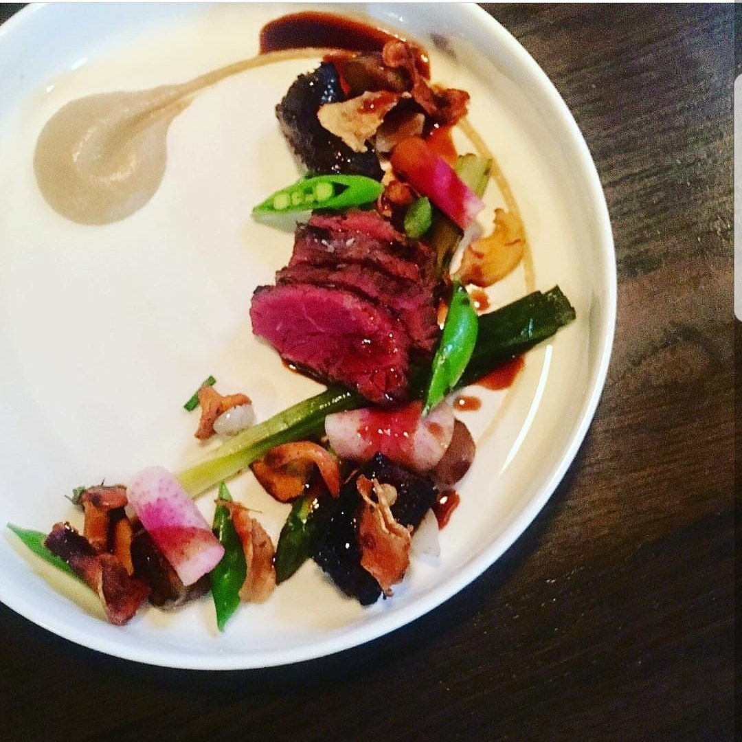 cavador's tweet photo. @bijteus Houten the Netherlands. Chef Martin:
'Bavette, spareribs, mushroom, radish, garlic ánd #Cavad'orExclusives #Spices ' #specerijen https://t.co/RpejYHFBzH