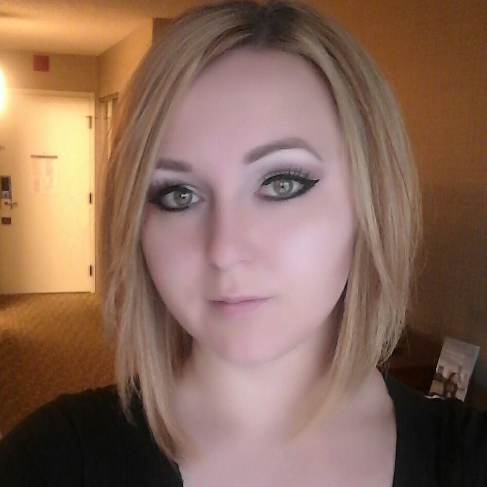 _HayLee_92's tweet photo. #NewProfilePic #conready #spnpitt #PittCon #spn #spncon https://t.co/6Wzt2HUbUy