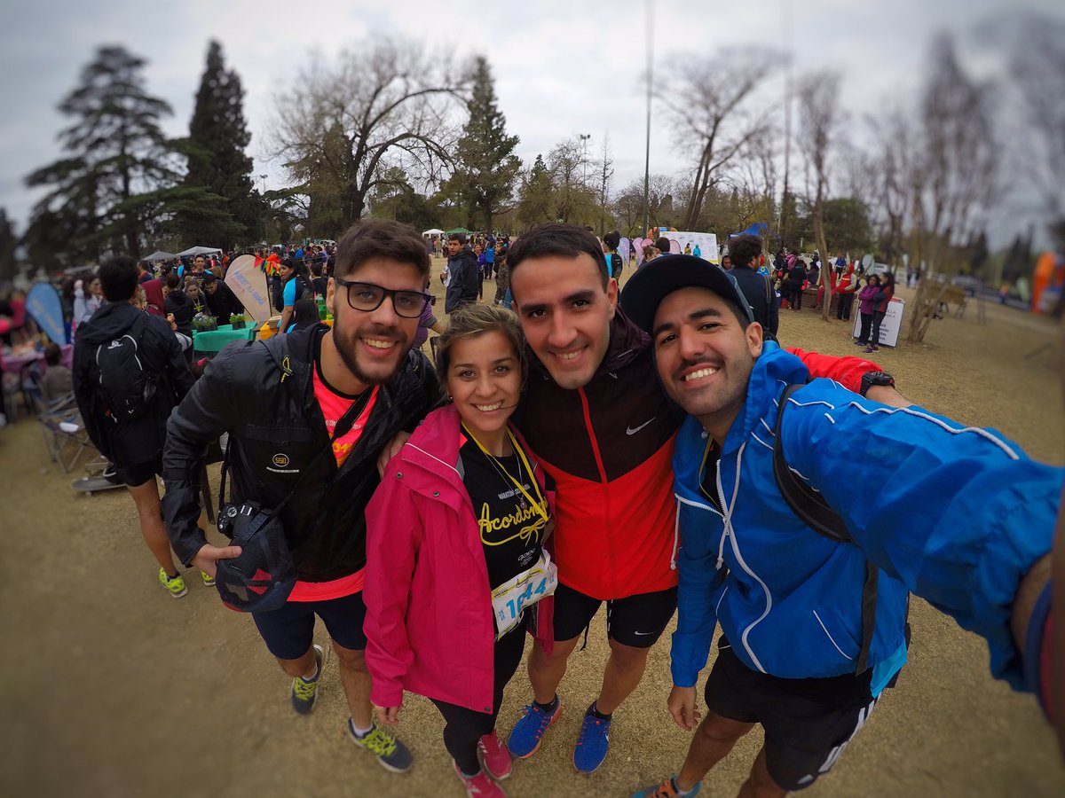 adiazpardal's tweet photo. ❤️💪🏃🏻 #MaratonSolidaria #Acordonarse #RUNEX #RSE @GarminArg #BeatYesterday @ApexAmerica #running #teammates https://t.co/3gcjaKrFhQ