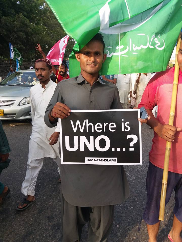 JIPOfficial's tweet photo. روہنگیا مارچ جماعت اسلامی کراچی : کیا اقوام متحدہ کو برما میں مسلمانوں کی نسل کشی نظر نہیں آتی.
#KhiStandsWithRohingya https://t.co/lk49hg0KuY