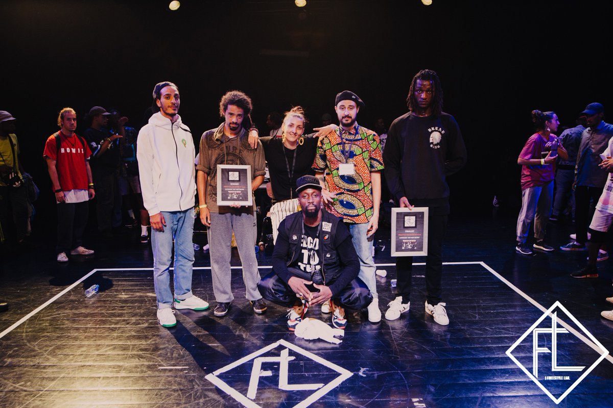 anissa_bt's tweet photo. Last #FreestyleLab #event #Brussels 🔥💯
#Belgium #Battle #EventManagement #FreestyleDance #HipHop #AfroHouse #Guests #Team #Unity #Together https://t.co/iBVYIUlSKO