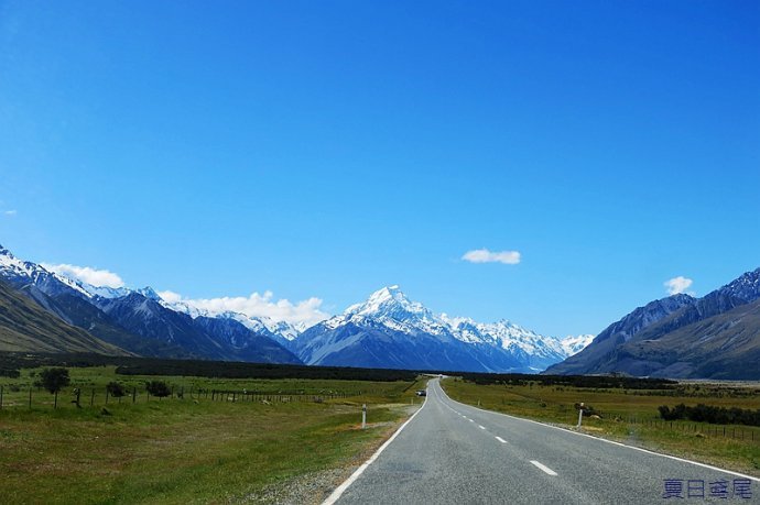 Ken345260341's tweet photo. One of most beautiful Mountain: Mount Cook https://t.co/YBbe3YuExI https://t.co/PwSPqPn2YK